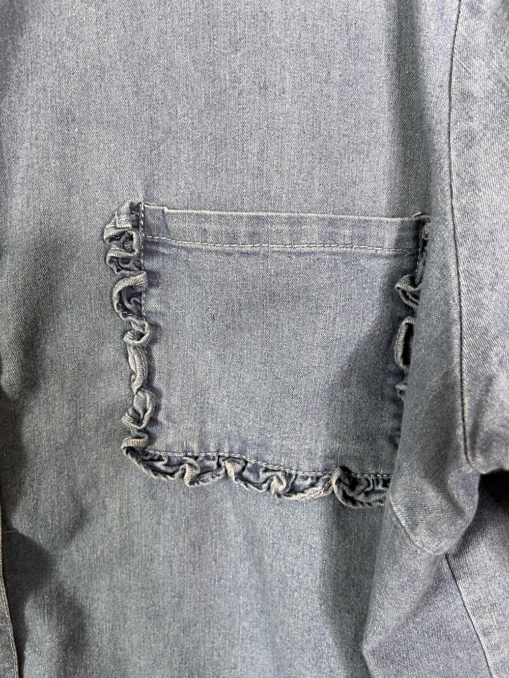 Lost Ink Women’s Twee Button-Down Shirt with Ruffle Pockets